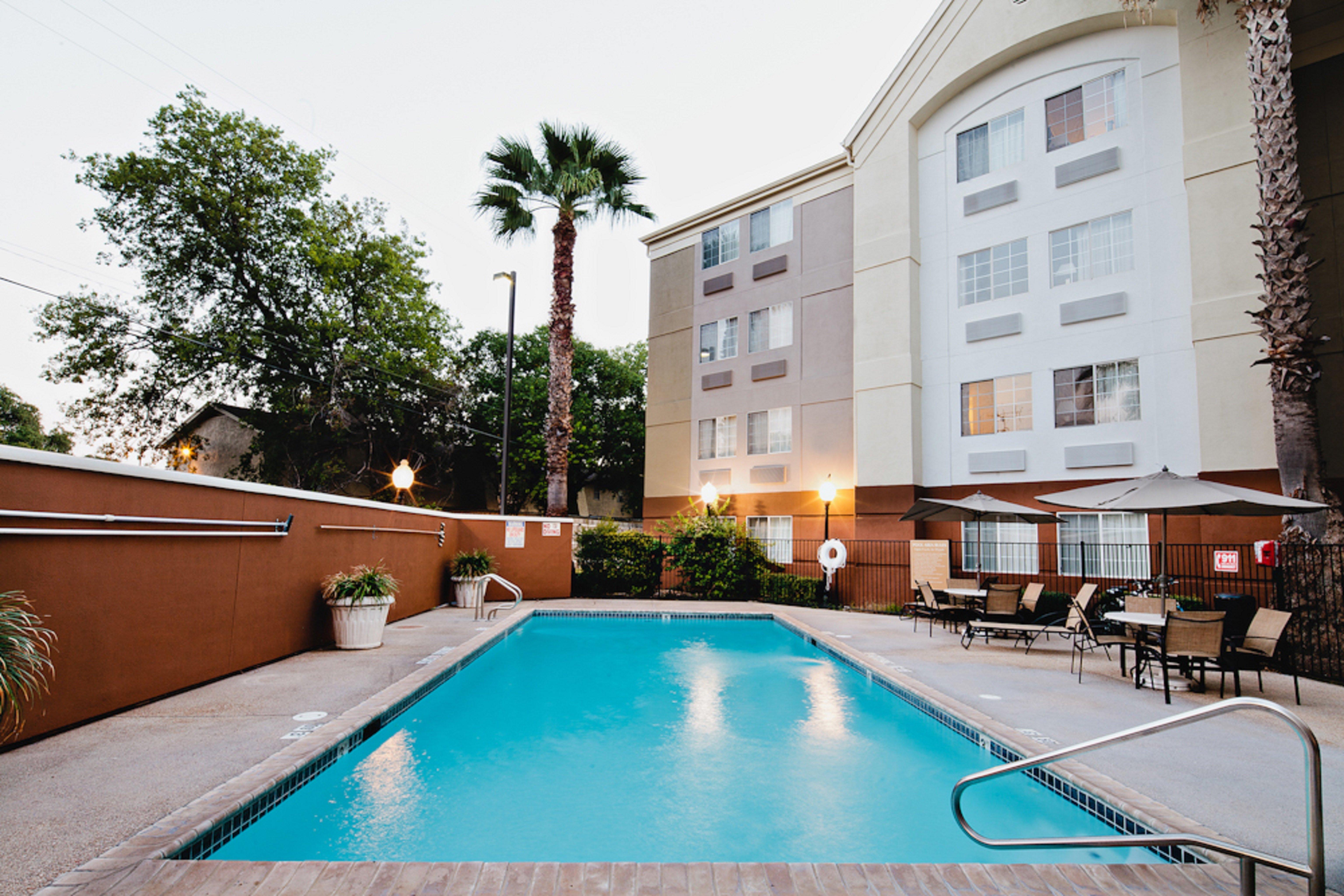 Sonesta Simply Suites San Antonio Northwest - Medical Center Esterno foto